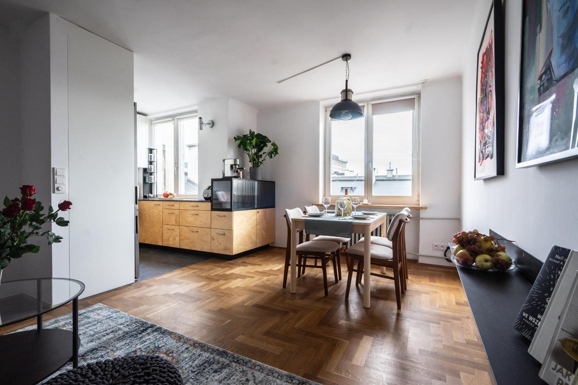 Oomph Urbanvibe Centrum Stylish 2br Hideaway Apartamento